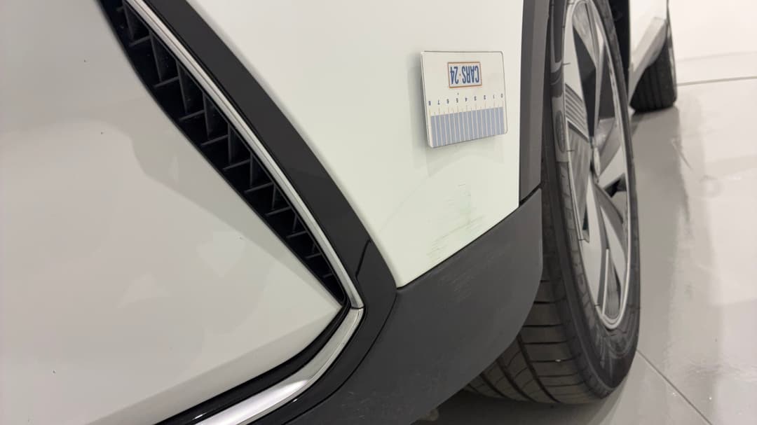 2022 MG ZS EV Excite, Automatic, 21301 km, Bumper Front Scratch