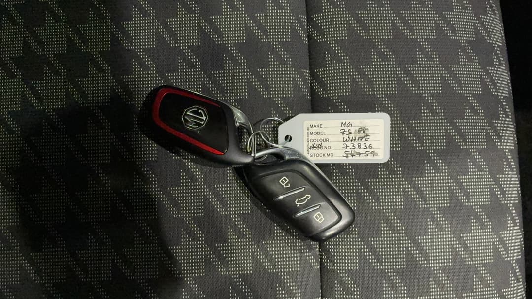 2022 MG ZS EV Excite, Automatic, 21301 km, Key Close-up