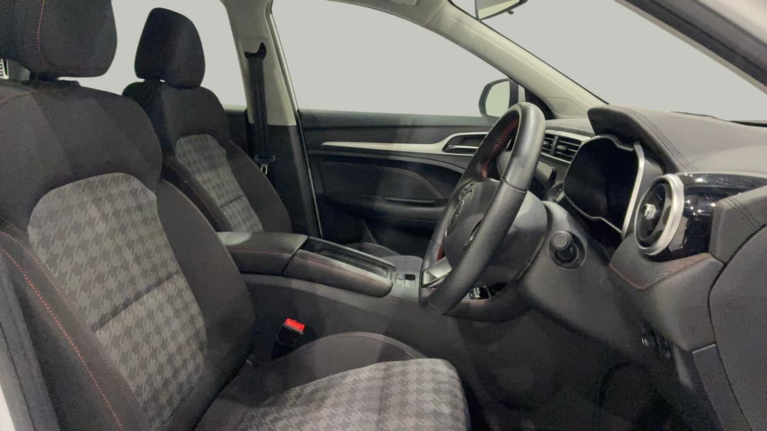 2022 MG ZS EV Excite, Automatic, 21301 km, Right Side Front Door Cabin View