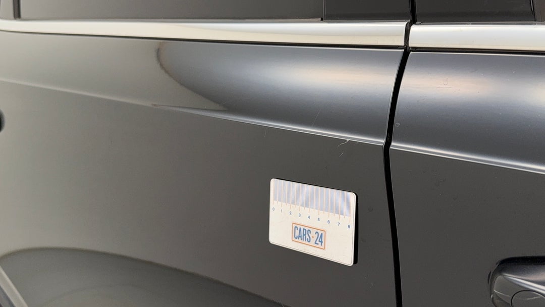 Doors Rear RHS Scratch