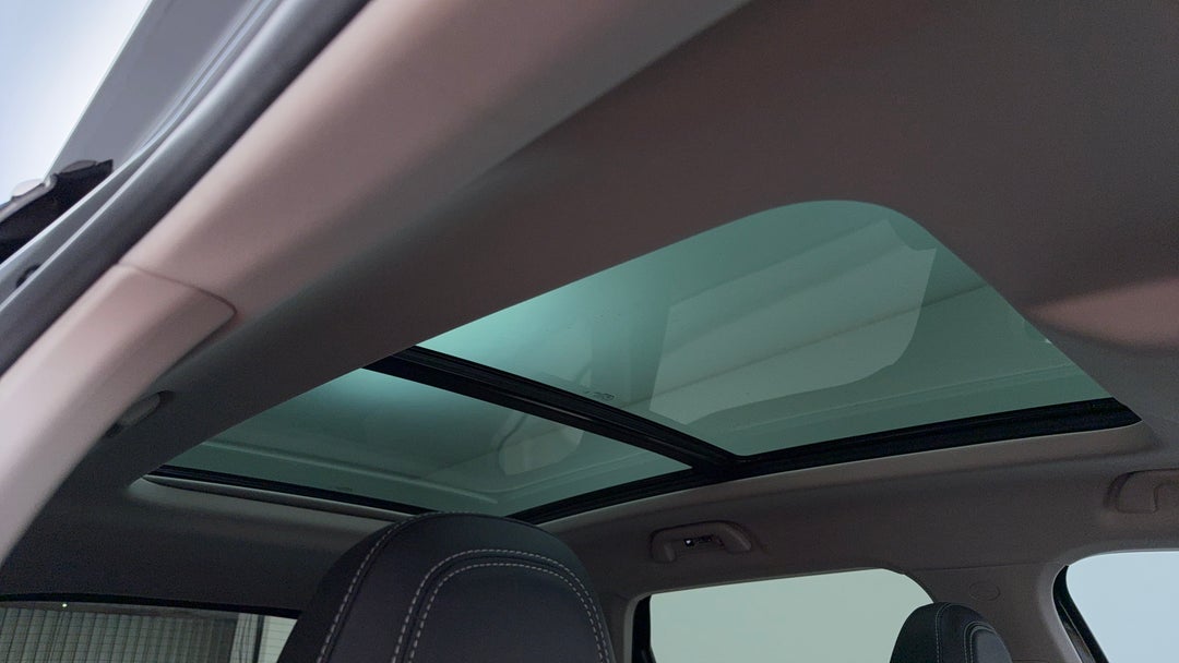 Interior Sunroof/Moonroof