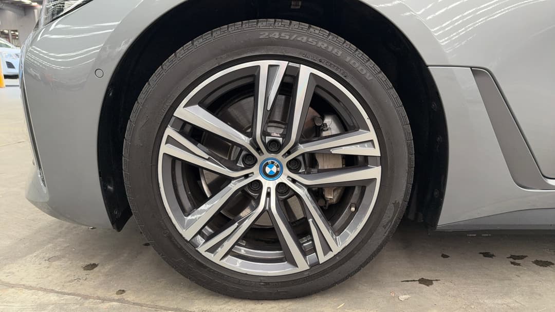 2024 BMW I4 Edrive35 Gran Coupe, Automatic, 44774 km, Left Front Wheel