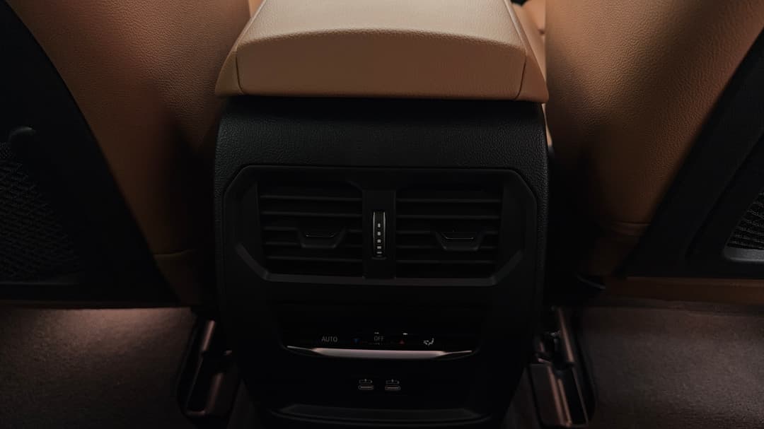 2024 BMW I4 Edrive35 Gran Coupe, Automatic, 44774 km, Rear A/C Vent