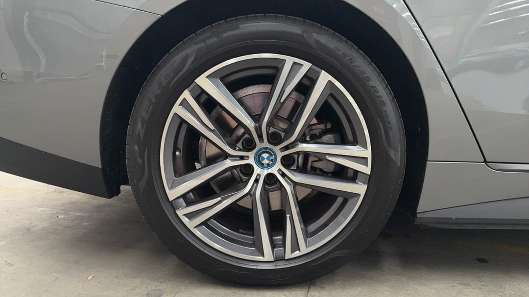 2024 BMW I4 Edrive35 Gran Coupe, Automatic, 44774 km, Right Rear Wheel