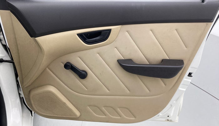 2013 Hyundai Eon D LITE PLUS, Petrol, Manual, 38,442 km, Driver Side Door Panels Control