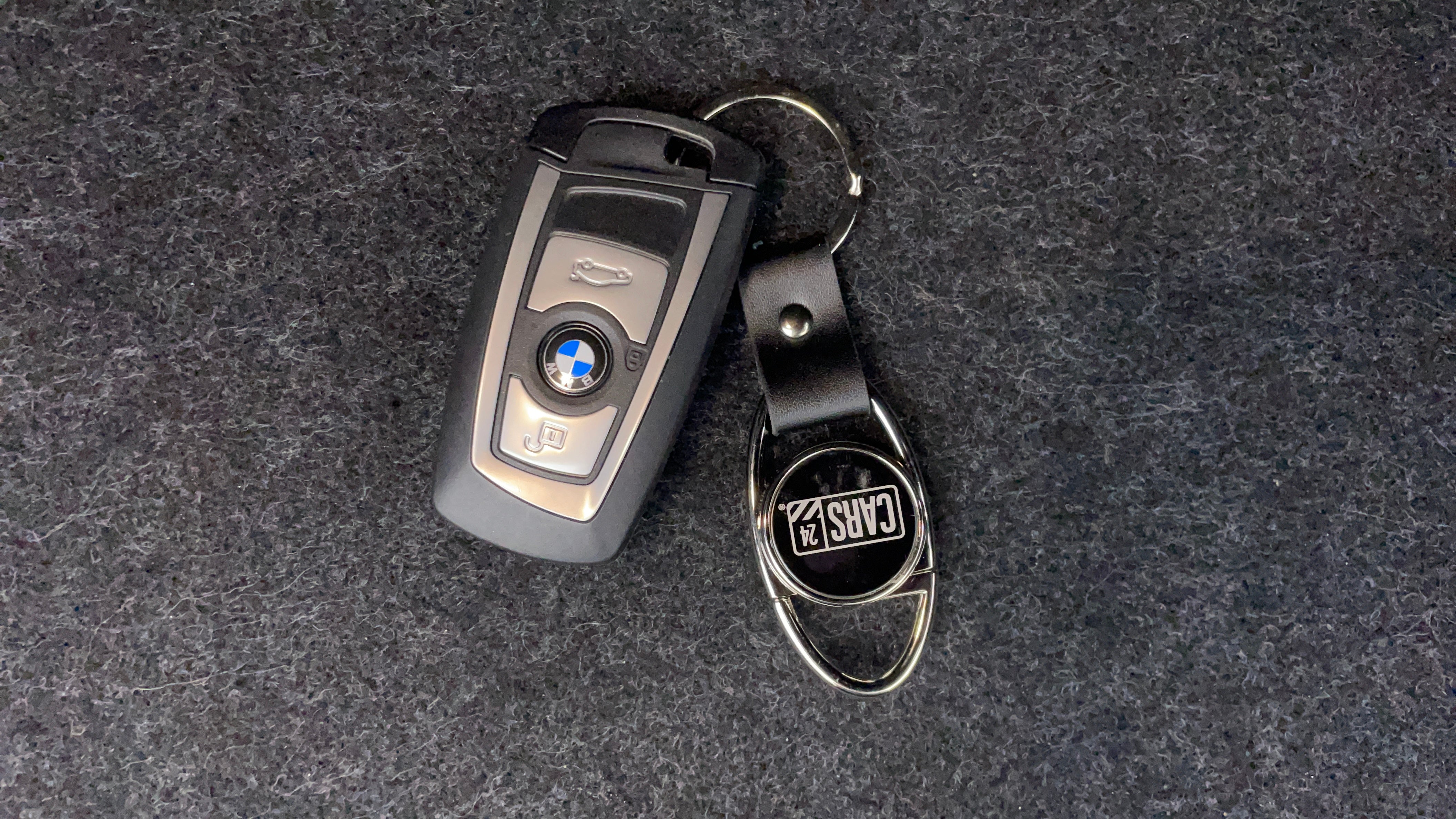 BMW 4 Series-Key Close-up
