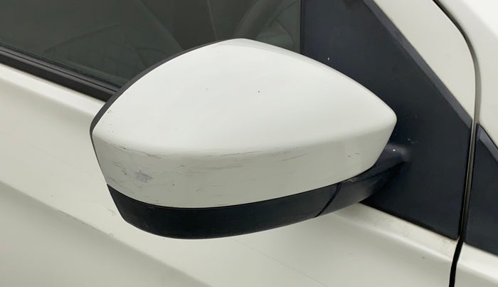 2019 Tata Tiago XZA 1.2 REVOTRON, Petrol, Automatic, 52,164 km, Right rear-view mirror - Cover has minor damage