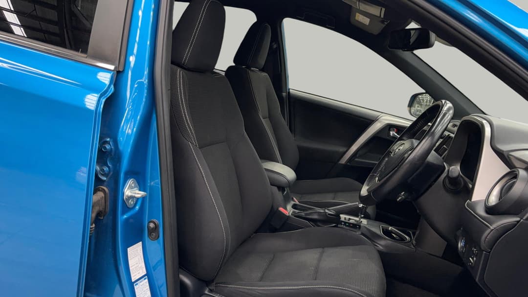 2016 Toyota RAV4 Gxl (4x4), Automatic, 115172 km, Right Side Front Door Cabin View