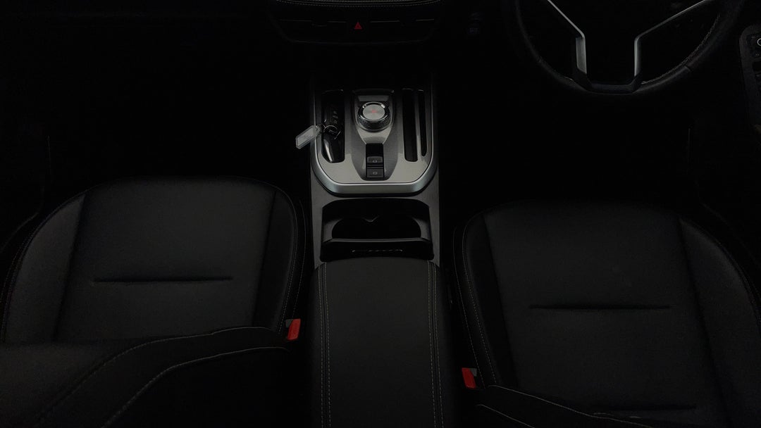 2023 GWM Haval Jolion Ultra Hybrid, Automatic, 25598 km, Center Console