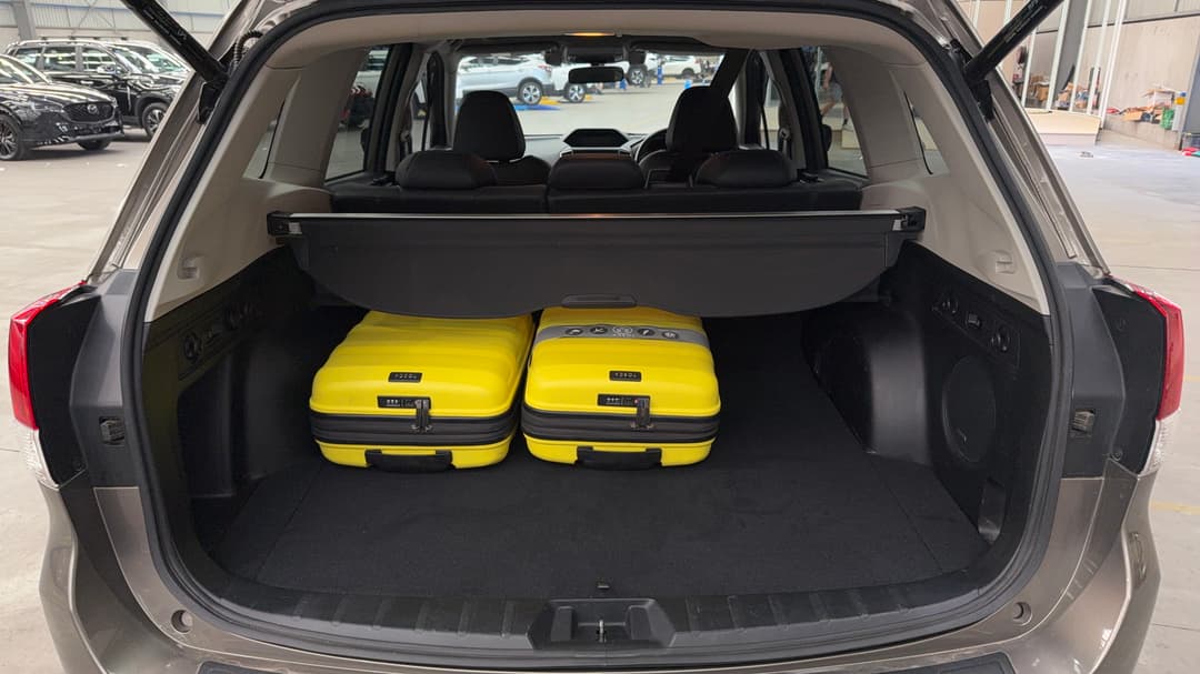 2018 Subaru Forester 2.5i-s (AWD), Automatic, 98794 km, Boot Inside View with Luggage