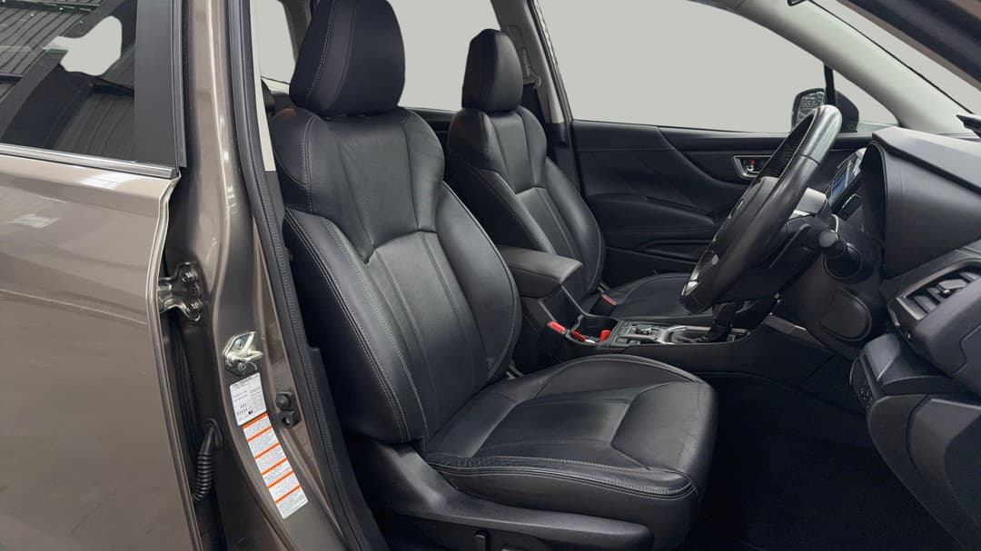 2018 Subaru Forester 2.5i-s (AWD), Automatic, 98794 km, Right Side Front Door Cabin View