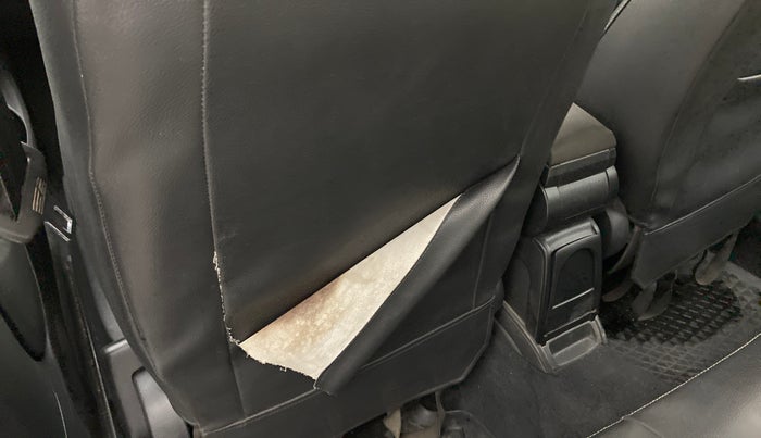 2018 Volkswagen Polo TRENDLINE 1.0L, Petrol, Manual, 69,331 km, Front left seat (passenger seat) - Cover slightly torn