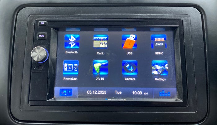 2018 Volkswagen Polo TRENDLINE 1.0L, Petrol, Manual, 69,331 km, Touchscreen Infotainment System