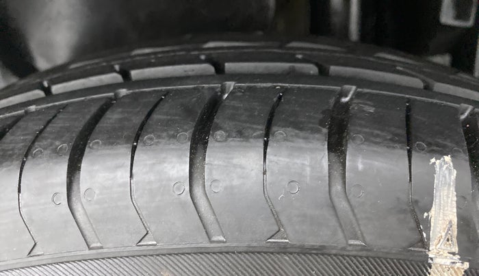 2012 Maruti Swift Dzire VDI BS IV, Diesel, Manual, 1,36,365 km, Left Rear Tyre Tread