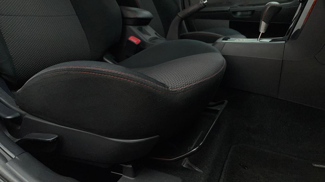 2017 Mitsubishi Lancer Black Edition (es), Automatic, 66927 km, Drivers Side Adjustment Panel