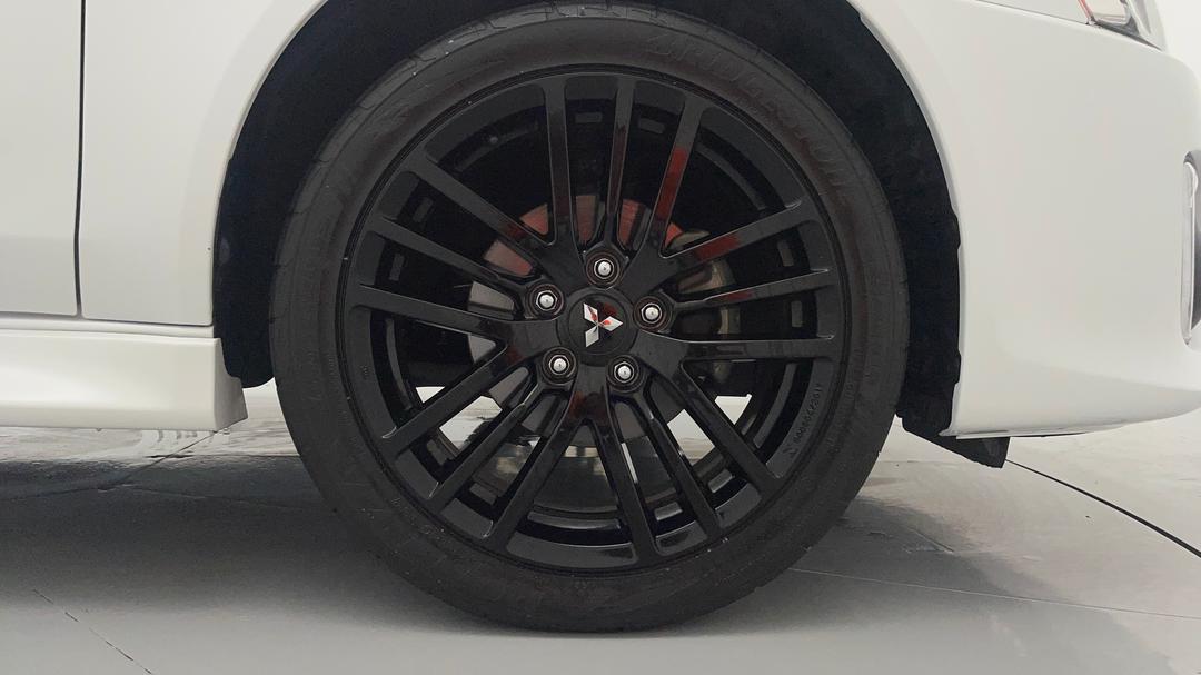 2017 Mitsubishi Lancer Black Edition (es), Automatic, 66927 km, Right Front Wheel