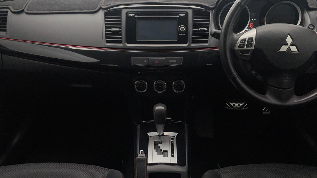 2017 Mitsubishi Lancer Black Edition (es), Automatic, 66927 km, Center Console