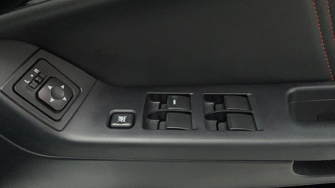 2017 Mitsubishi Lancer Black Edition (es), Automatic, 66927 km, Drivers Side Door Panel Controls
