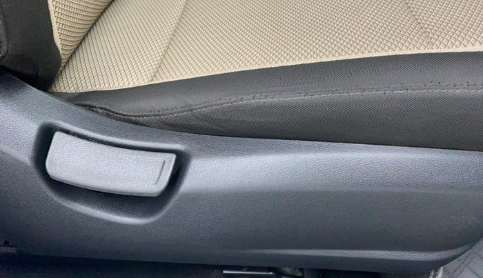 2018 Hyundai Verna 1.4 VTVT E, Petrol, Manual, 31,318 km, Driver Side Adjustment Panel