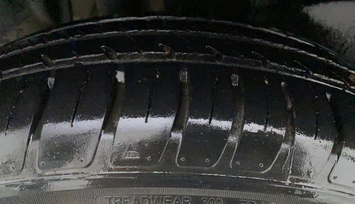 2019 Maruti Swift VXI, Petrol, Manual, 20,025 km, Right Front Tyre Tread