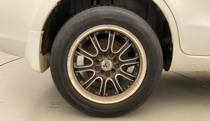 2012 Maruti Ertiga VDI, Diesel, Manual, 1,05,351 km, Right Rear Wheel