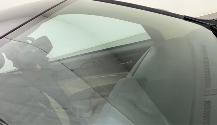 2019 Honda Amaze 1.5L I-DTEC V CVT, Diesel, Automatic, 55,583 km, Front windshield - Minor spot on windshield