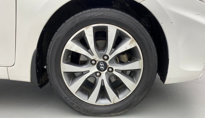 2014 Hyundai Verna FLUIDIC 1.6 CRDI SX OPT, Diesel, Manual, 94,372 km, Right Front Wheel