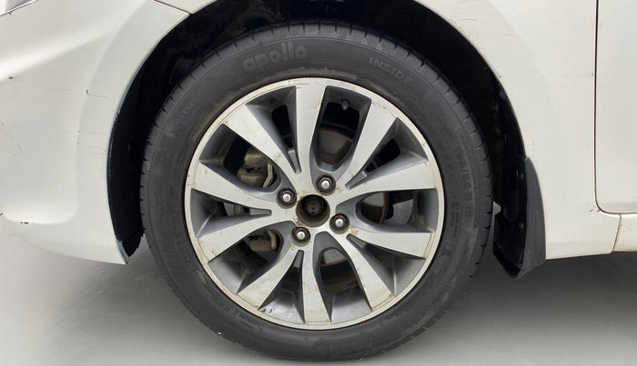 2014 Hyundai Verna FLUIDIC 1.6 CRDI SX OPT, Diesel, Manual, 94,372 km, Left Front Wheel