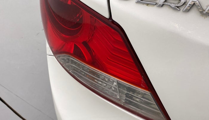 2014 Hyundai Verna FLUIDIC 1.6 CRDI SX OPT, Diesel, Manual, 94,372 km, Left tail light - Minor scratches