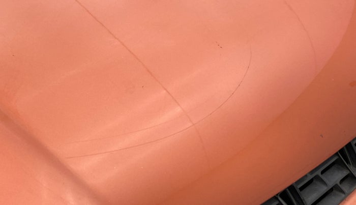 2017 Mahindra Kuv100 K4 6 STR, Petrol, Manual, 48,413 km, Bonnet (hood) - Minor scratches