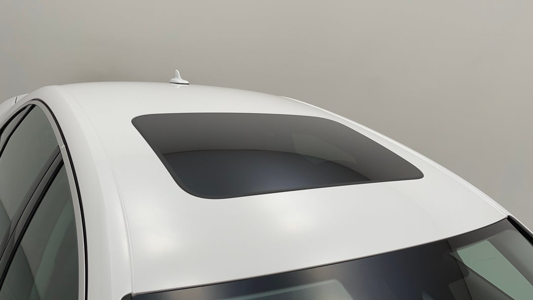 2019 Audi A4 2.0 Tfsi S Tronic S Line, Automatic, 26641 km, Roof/Sunroof View