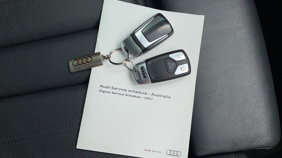 2019 Audi A4 2.0 Tfsi S Tronic S Line, Automatic, 26641 km, Key Close-up