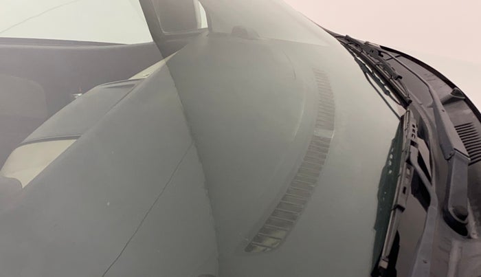 2017 Maruti Wagon R 1.0 VXI, Petrol, Manual, 38,598 km, Front windshield - Minor spot on windshield