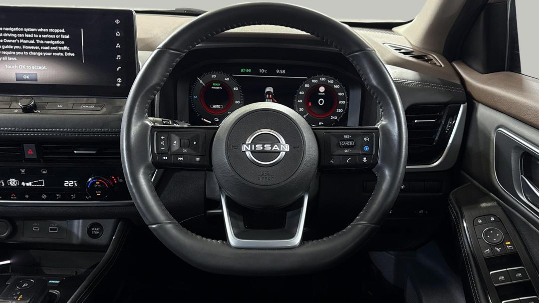 2024 Nissan X-trail Ti (4WD) E-power (hybrid), Automatic, 16303 km, Steering Wheel Close-up