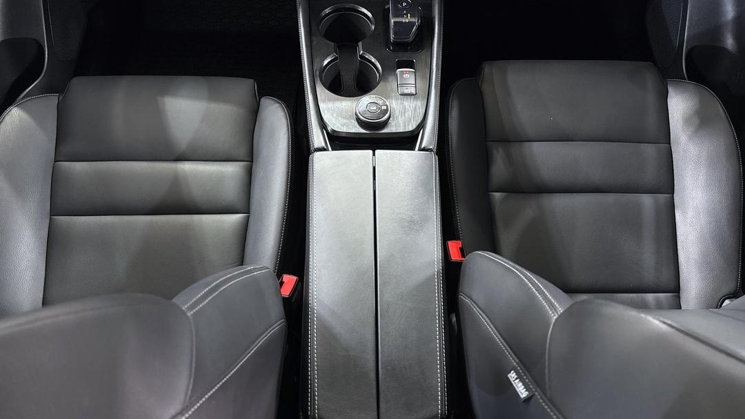 2024 Nissan X-trail Ti (4WD) E-power (hybrid), Automatic, 16303 km, Center Console