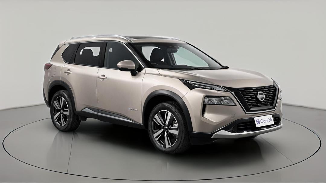 2024 Nissan X-trail Ti (4WD) E-power (hybrid), Automatic, 16303 km, Right Front Diagonal (45- Degree) View