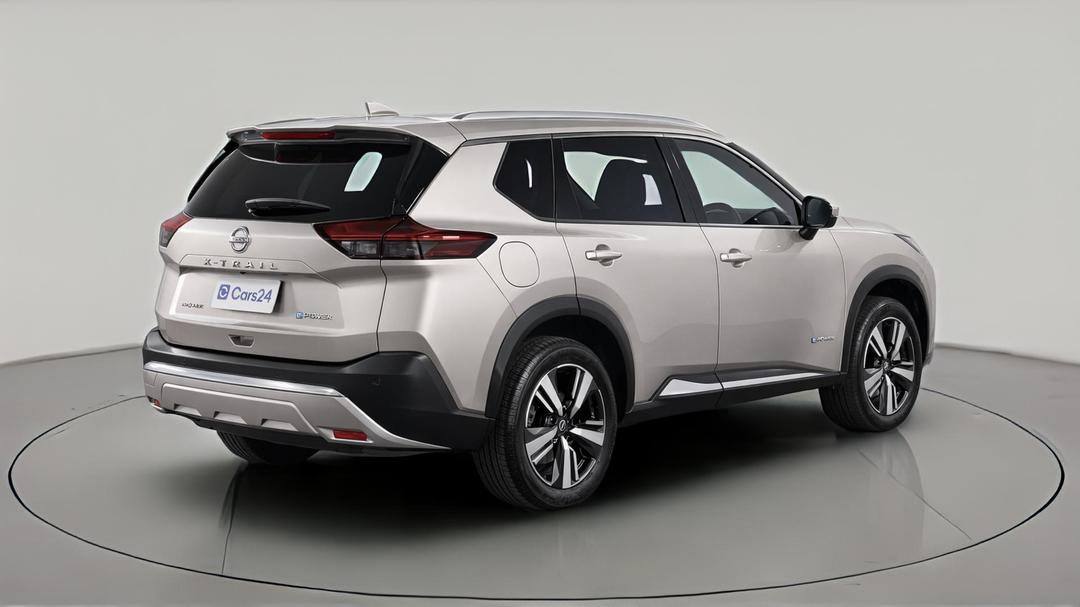 2024 Nissan X-trail Ti (4WD) E-power (hybrid), Automatic, 16303 km, Right Back Diagonal (45- Degree) View