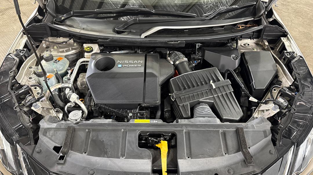 2024 Nissan X-trail Ti (4WD) E-power (hybrid), Automatic, 16303 km, Open Bonnet (Engine)