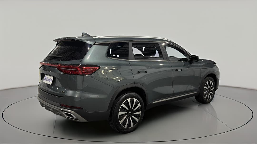 2026 Chery Tiggo 8 Csh Ultimate FWD, Automatic, 3715 km, Right Back Diagonal (45- Degree) View