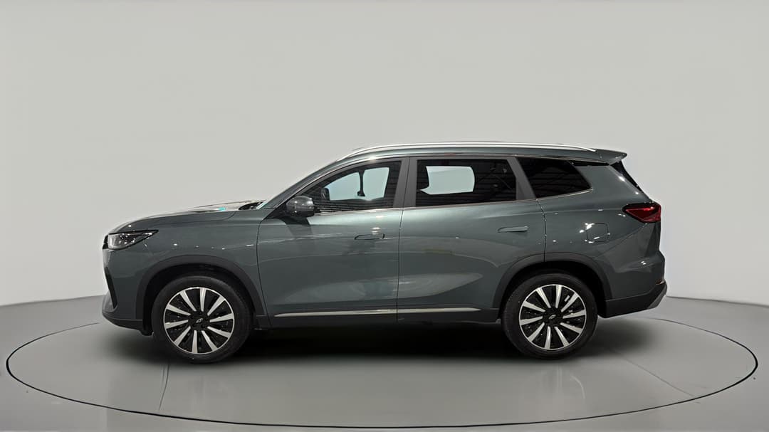 2026 Chery Tiggo 8 Csh Ultimate FWD, Automatic, 3715 km, Left Side View