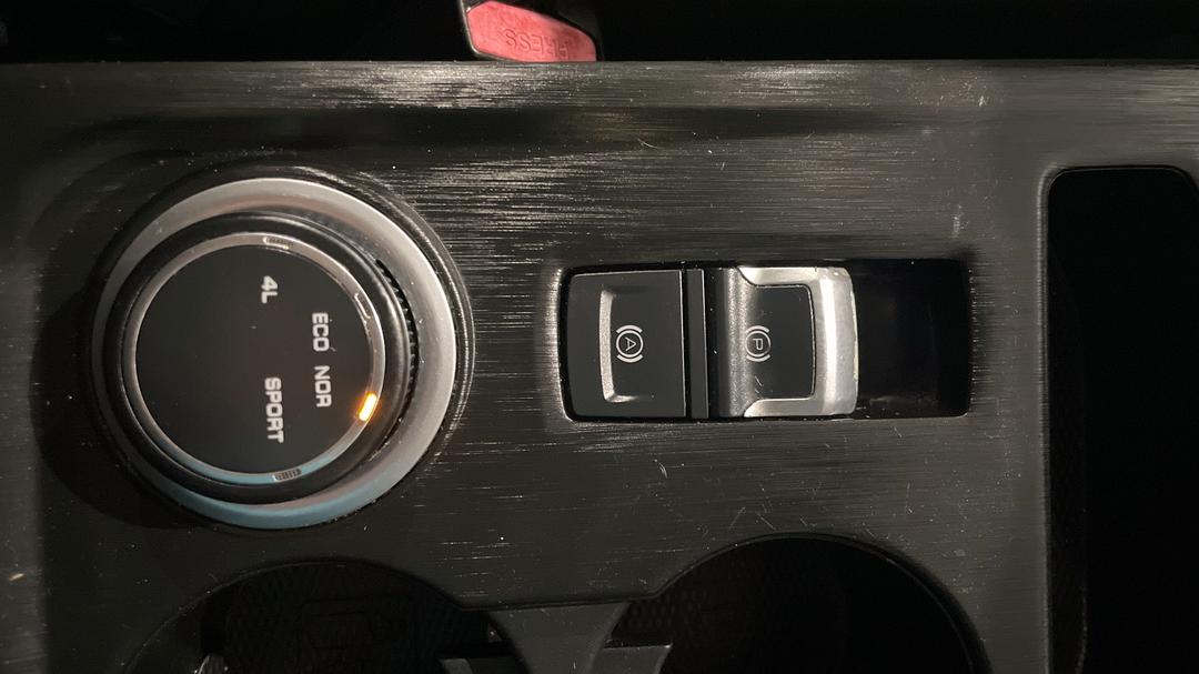 2020 GWM Ute Cannon-l (4x4), Automatic, 74345 km, Handbrake