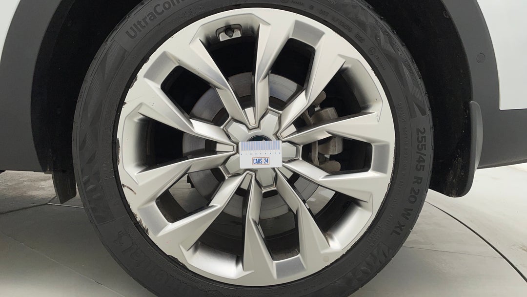 Wheels Rim Rear LHS Gutter Rash