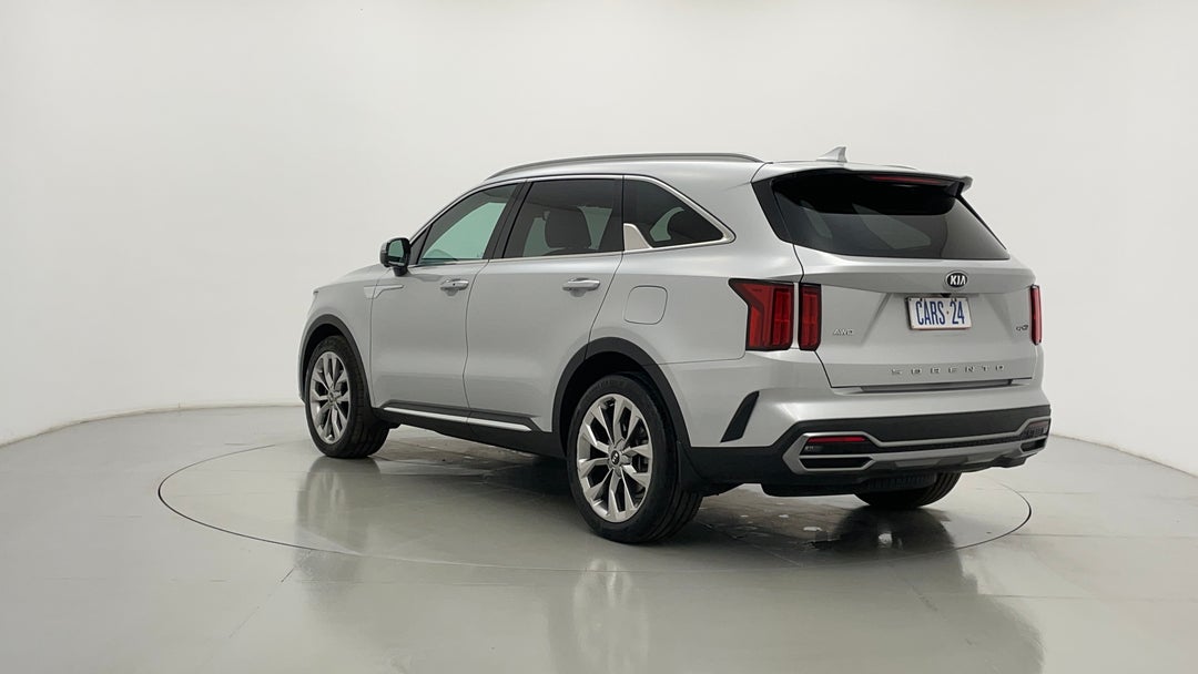 Left Back Diagonal (45- Degree) View