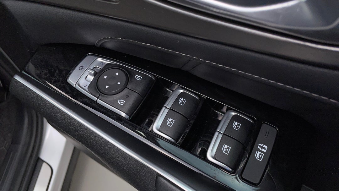 Drivers Side Door Panel Controls