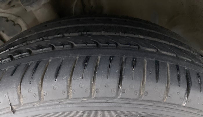 2015 Hyundai i20 Active 1.2 SX, Petrol, Manual, 69,033 km, Left Front Tyre Tread