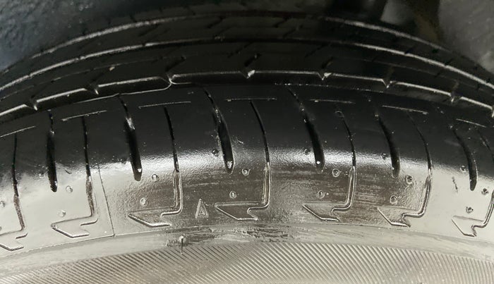 2021 Maruti IGNIS ZETA 1.2 K12, Petrol, Manual, 5,542 km, Left Rear Tyre Tread