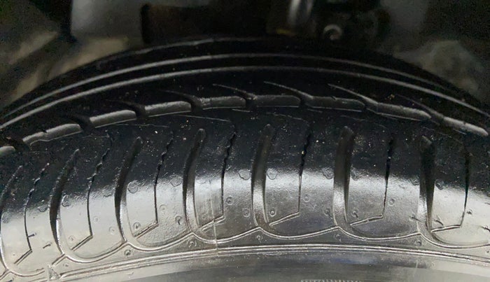 2019 Ford Ecosport 1.5TITANIUM TDCI, Diesel, Manual, 32,229 km, Left Front Tyre Tread