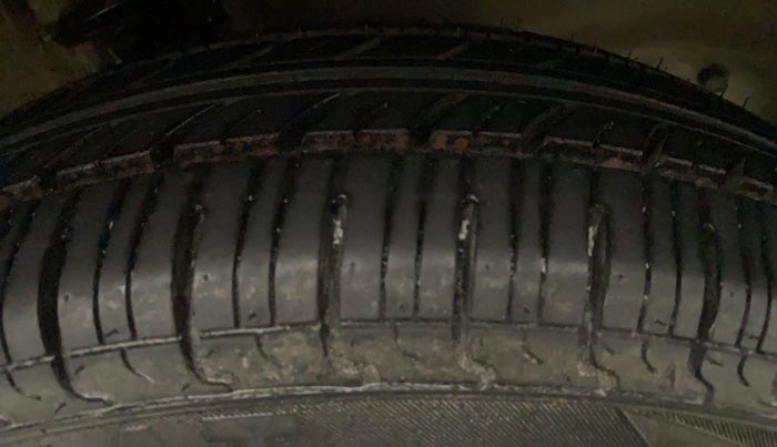 2012 Maruti Alto 800 LXI, Petrol, Manual, 12,804 km, Left Front Tyre Tread
