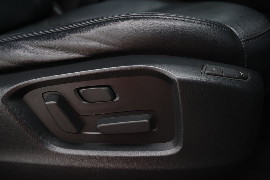 2016 Mazda CX-9 Gt (FWD), Automatic, 115637 km, Drivers Side Adjustment Panel