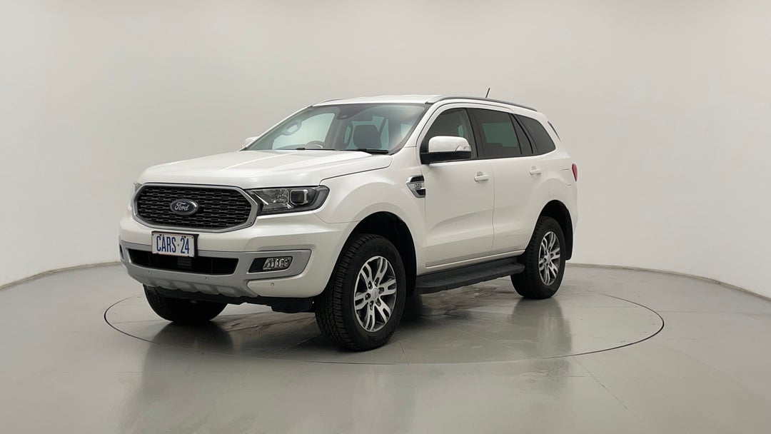 Left Front Diagonal (45- Degree) View